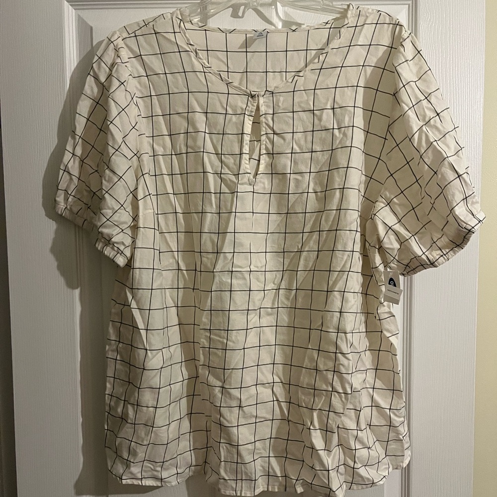 Old Navy Short Sleeve Grid Top